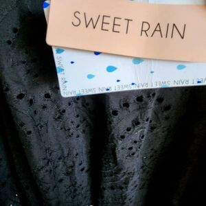 Never wore, no longer need.